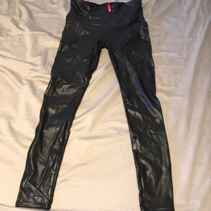 Spanx Faux Leather Leggings - Size Medium